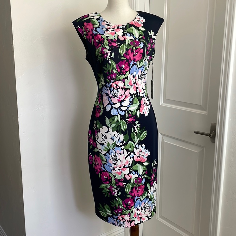 NWT Vince Camuto floral sheath dress